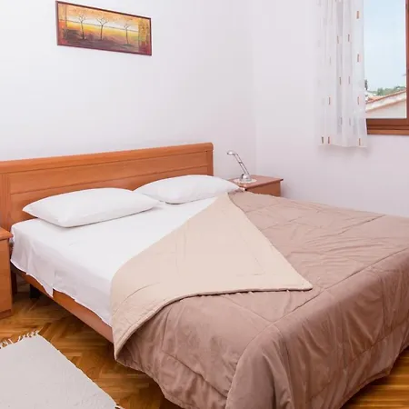 Apartmán Mira 1